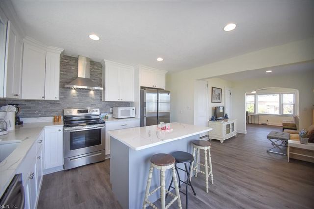 55 Greenbrier RD, Portsmouth, VA 23707
