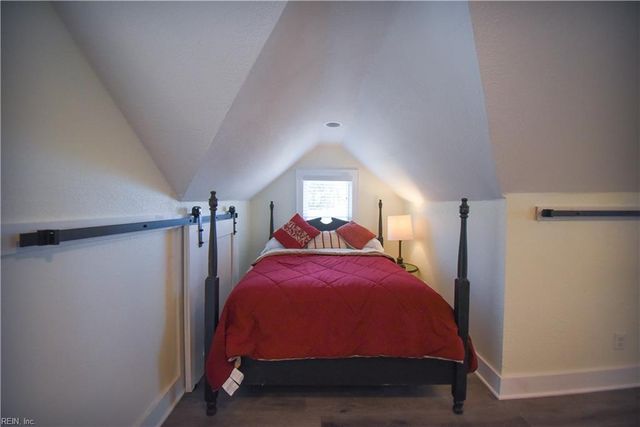 55 Greenbrier RD, Portsmouth, VA 23707