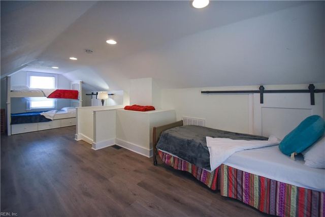 55 Greenbrier RD, Portsmouth, VA 23707