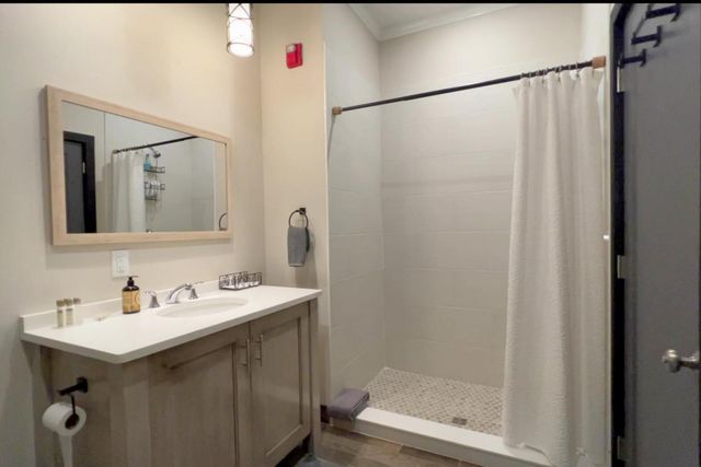 156 Teaticket Highway, Falmouth, MA 02540
