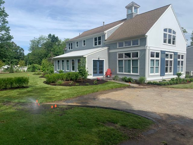 156 Teaticket Highway, Falmouth, MA 02540