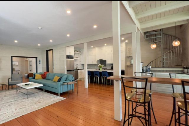 156 Teaticket Highway, Falmouth, MA 02540