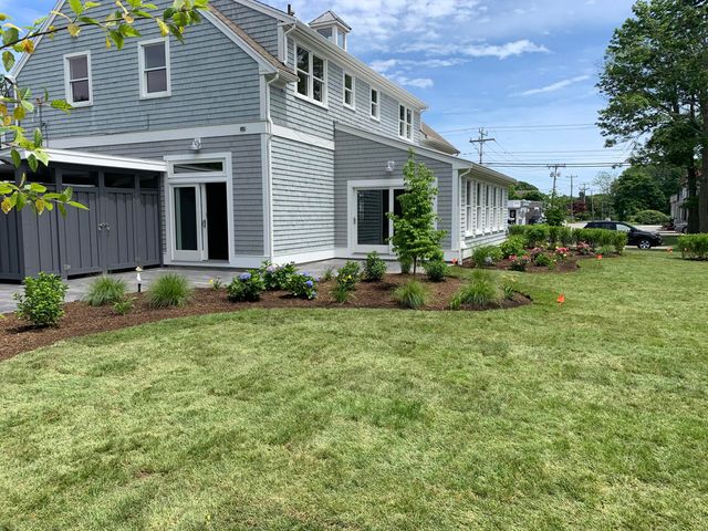 156 Teaticket Highway, Falmouth, MA 02540