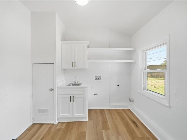 9148 E Latimer Place N, Tulsa, OK 74115