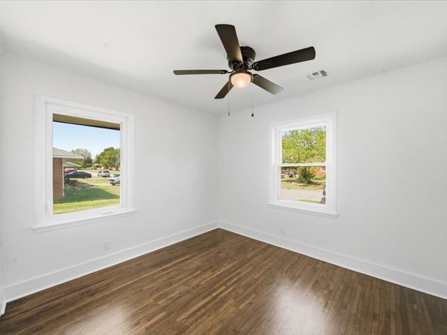 9148 E Latimer Place N, Tulsa, OK 74115