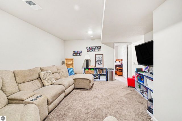 1541 Batson Place, Mt Pleasant, MI 48858