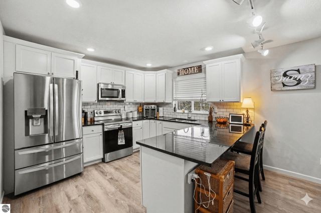 1541 Batson Place, Mt Pleasant, MI 48858