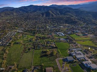E Main Street, Ashland, OR 97520