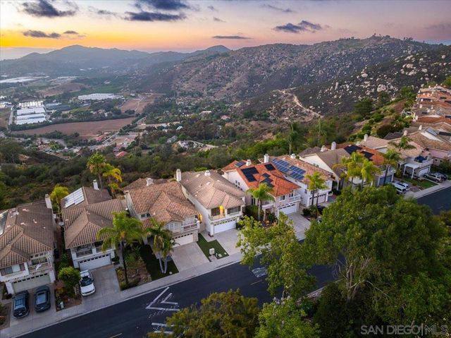 2109 Woodland Heights, Escondido, CA 92026