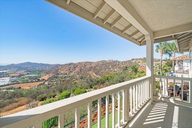 2109 Woodland Heights, Escondido, CA 92026