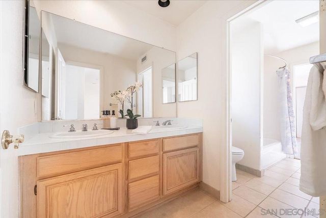 2109 Woodland Heights, Escondido, CA 92026