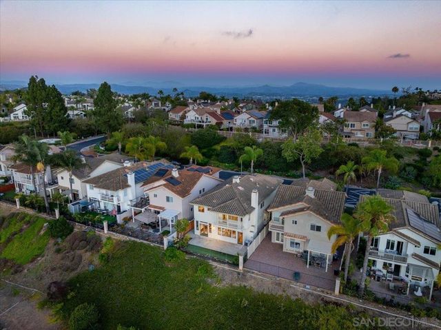2109 Woodland Heights, Escondido, CA 92026