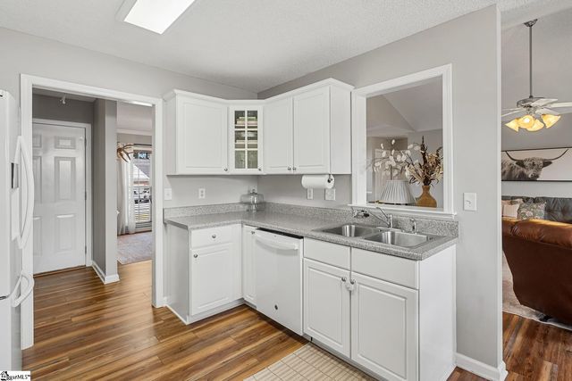 108 Thorncliff Place, Anderson, SC 29625