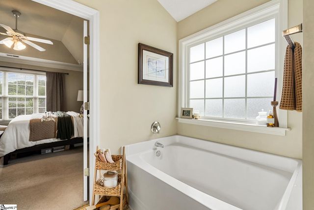 108 Thorncliff Place, Anderson, SC 29625
