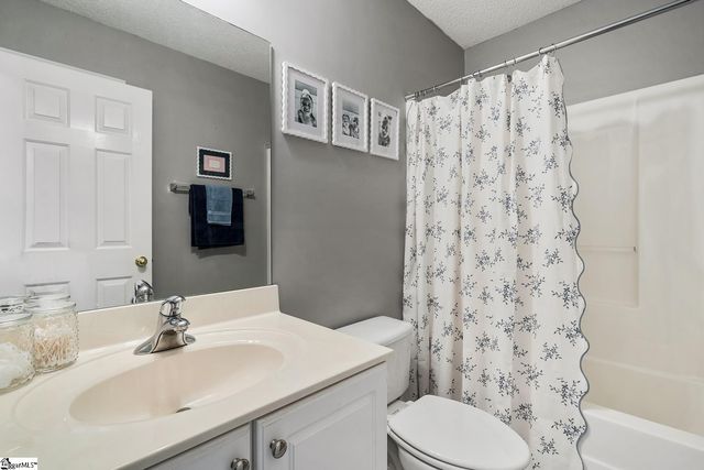 108 Thorncliff Place, Anderson, SC 29625