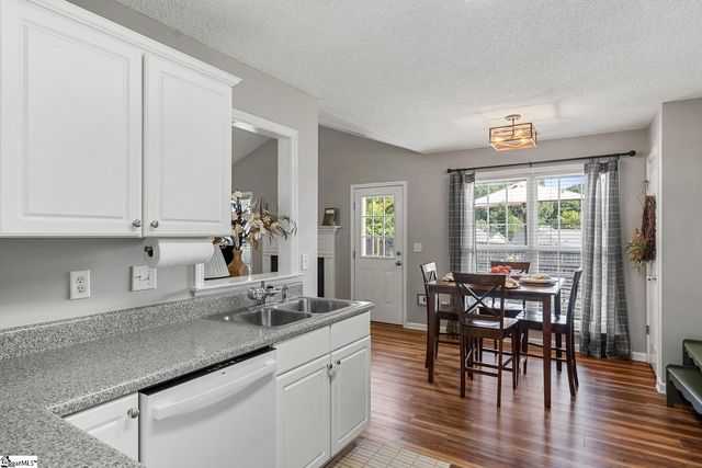 108 Thorncliff Place, Anderson, SC 29625