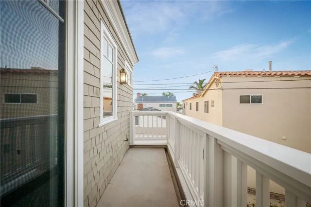 33 Palermo Walk, Long Beach, CA 90803