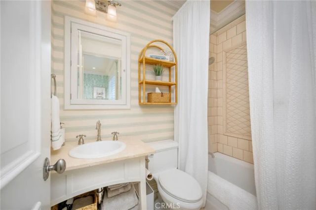 33 Palermo Walk, Long Beach, CA 90803