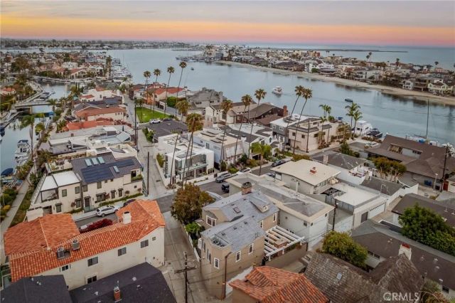 33 Palermo Walk, Long Beach, CA 90803