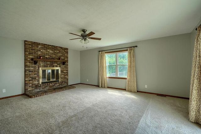 565 Springhollow Road, Circleville, OH 43113
