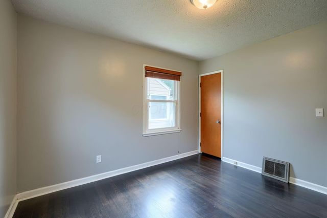 565 Springhollow Road, Circleville, OH 43113