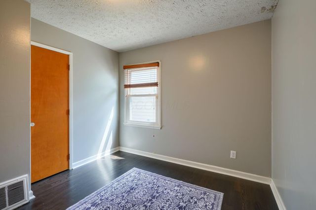 565 Springhollow Road, Circleville, OH 43113