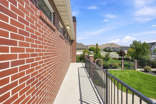 2628 E PRAIRIE DR, Eagle Mountain, UT 84005
