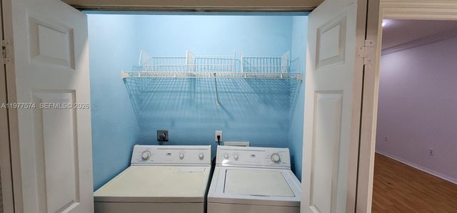 6900 NW 179th St 210-1, Hialeah, FL 33015