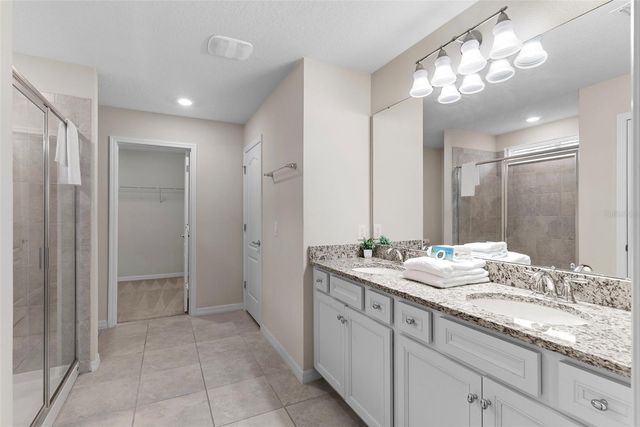 7247 OAKMOSS LOOP, Davenport, FL 33837