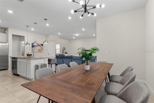 7247 OAKMOSS LOOP, Davenport, FL 33837