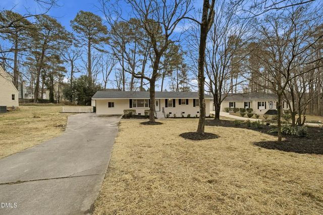 208 Lynnwood Estates Drive, Knightdale, NC 27545