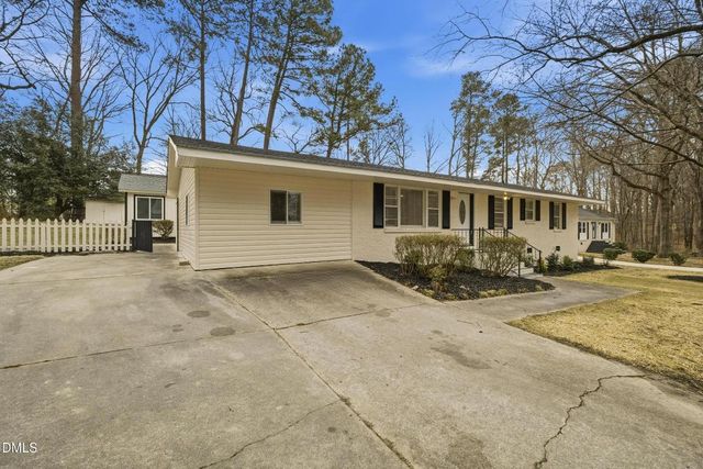 208 Lynnwood Estates Drive, Knightdale, NC 27545