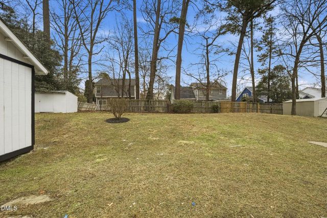 208 Lynnwood Estates Drive, Knightdale, NC 27545