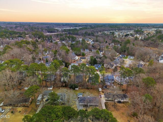 208 Lynnwood Estates Drive, Knightdale, NC 27545