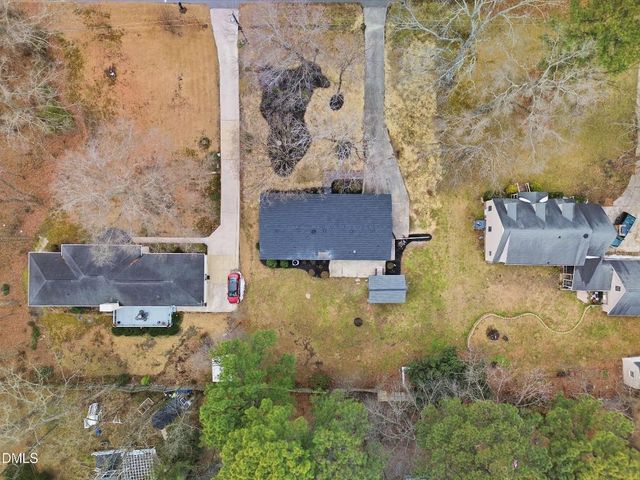 208 Lynnwood Estates Drive, Knightdale, NC 27545