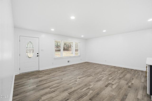 208 Lynnwood Estates Drive, Knightdale, NC 27545