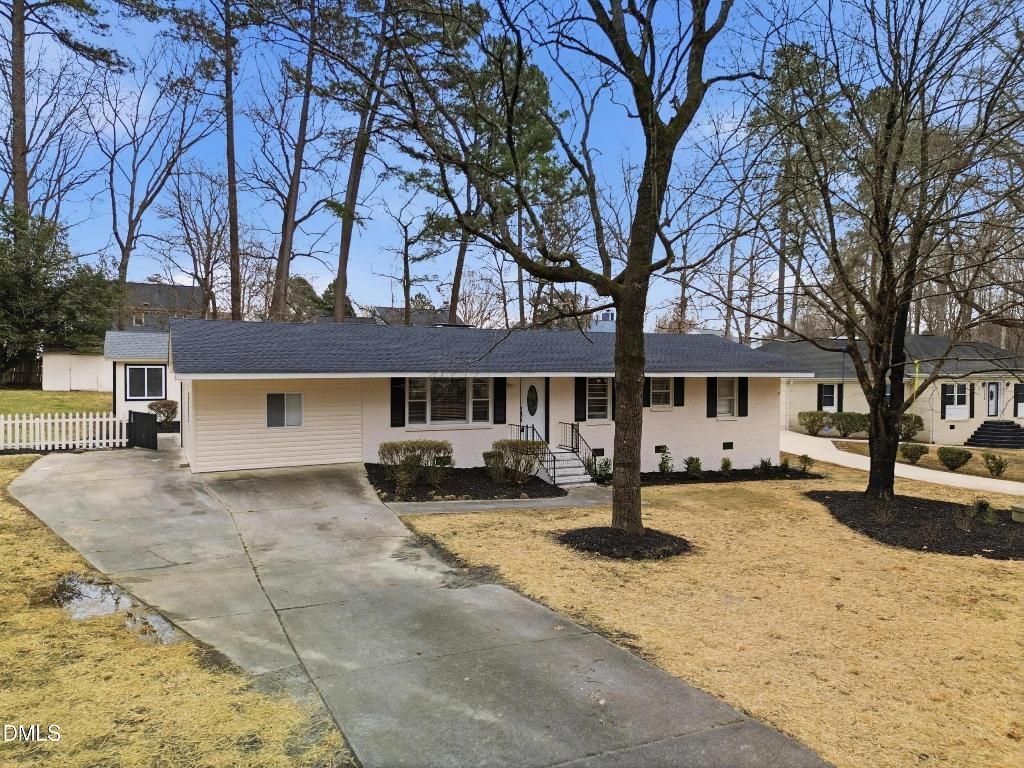 208 Lynnwood Estates Drive, Knightdale, NC 27545