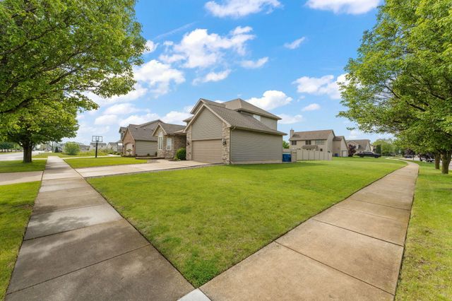 301 E 125th Avenue, Crown Point, IN 46307
