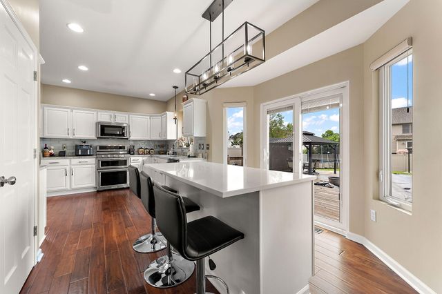 301 E 125th Avenue, Crown Point, IN 46307