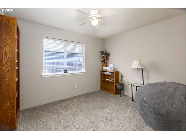 1440 GEORGE TWEED Blvd, Grants Pass, OR 97527