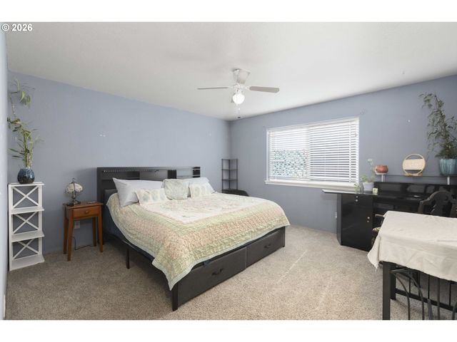 1440 GEORGE TWEED Blvd, Grants Pass, OR 97527