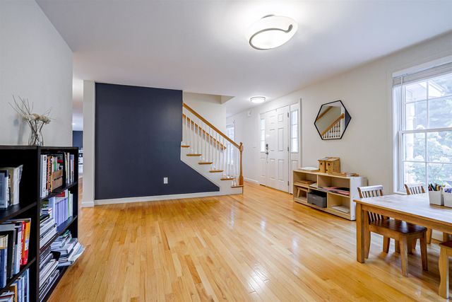 121 Birkdale Road, Bedford, NH 03110