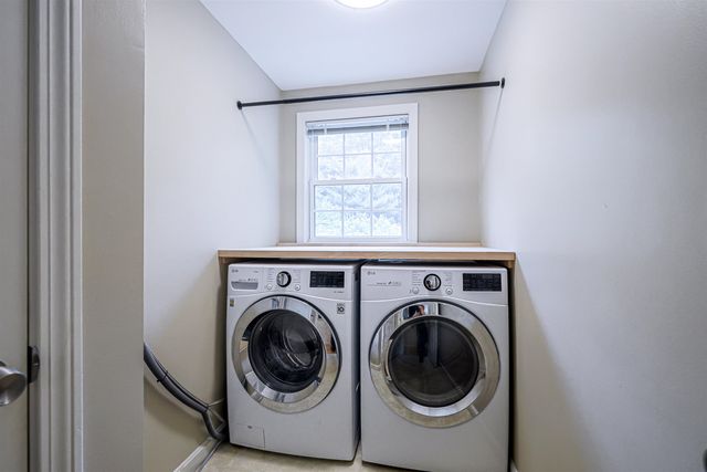 121 Birkdale Road, Bedford, NH 03110