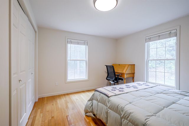 121 Birkdale Road, Bedford, NH 03110