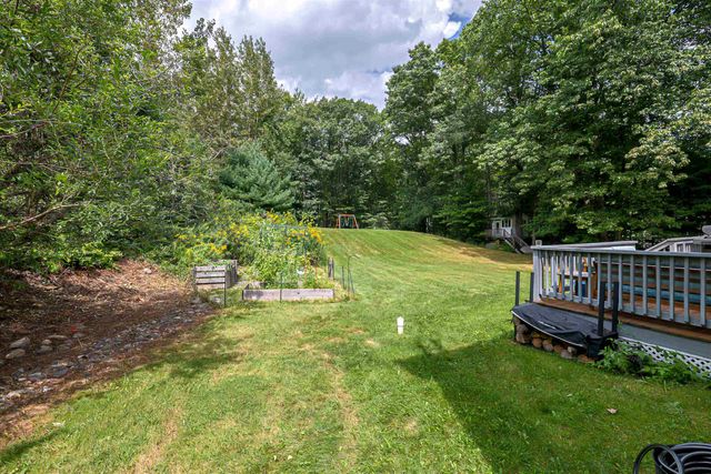 121 Birkdale Road, Bedford, NH 03110