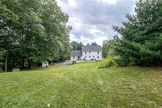 121 Birkdale Road, Bedford, NH 03110
