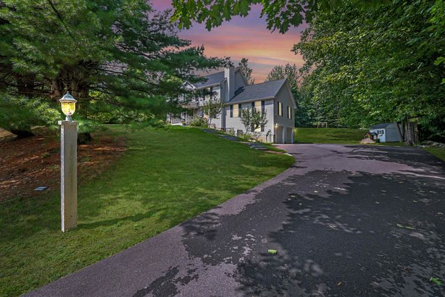 121 Birkdale Road, Bedford, NH 03110