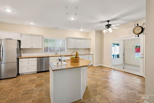 2118 N Springland Pl, Boise, ID 83713