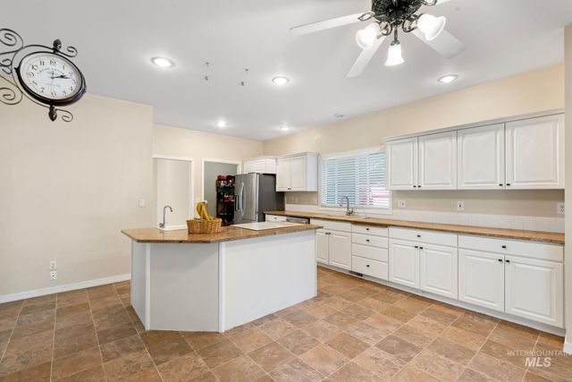 2118 N Springland Pl, Boise, ID 83713