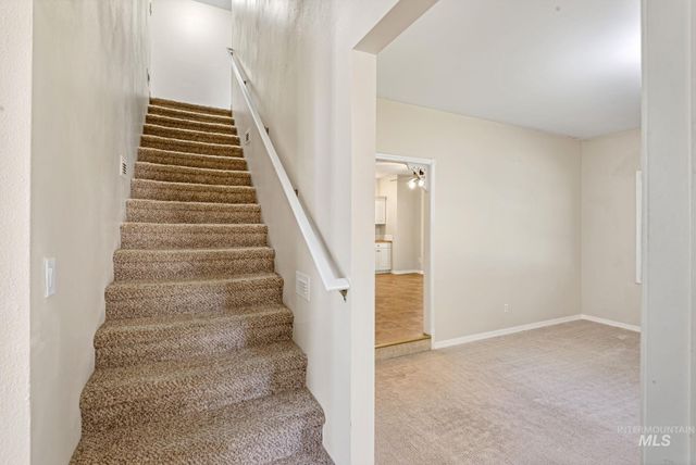 2118 N Springland Pl, Boise, ID 83713